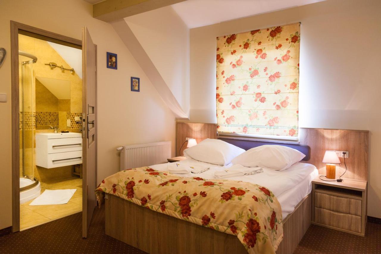 Sloneczny Port Bed & Breakfast Mikołajki Exterior photo